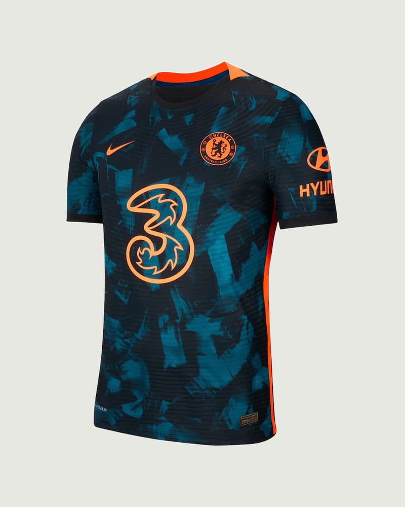 Chelsea 2021/22 Third shirt, front view